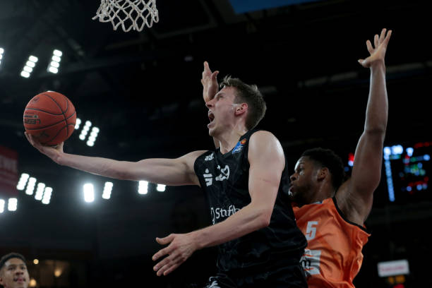 塞罗那和意 塞罗那和意