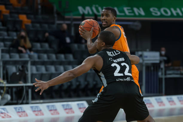 翼的快速突 翼的快速突